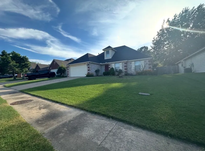 Lovely Home - Image 1
