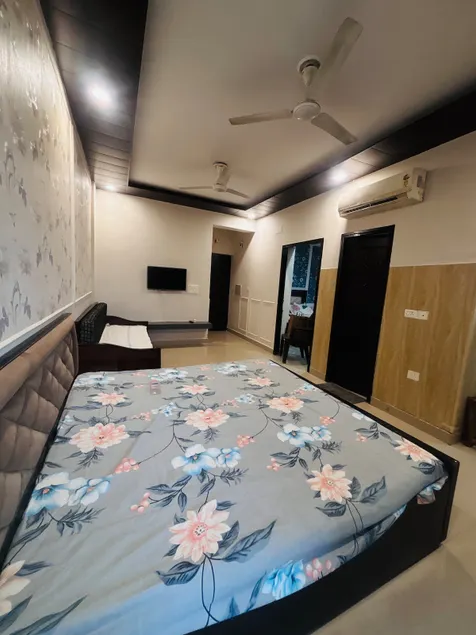 Shri ji kunj home stay - Image 1