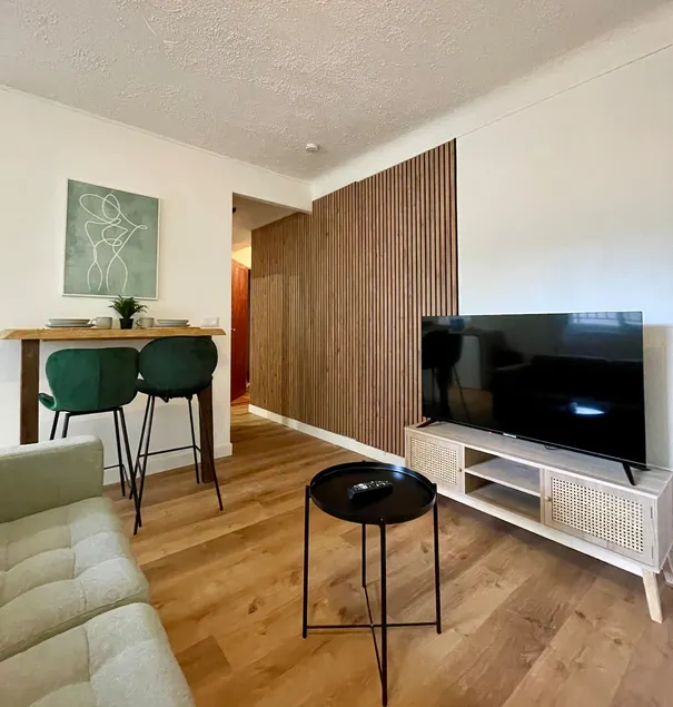 Studio Verdé | Château Park • Downtown - Image 1