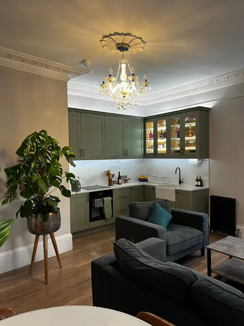 Historic property in the heart of Salisbury - Image 1