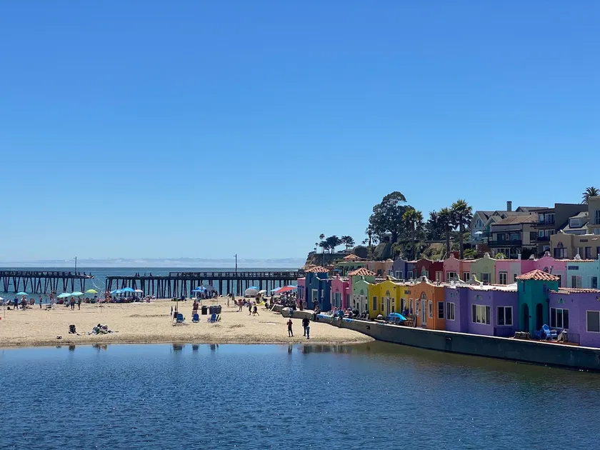 Walk to the Beach - Image 1
