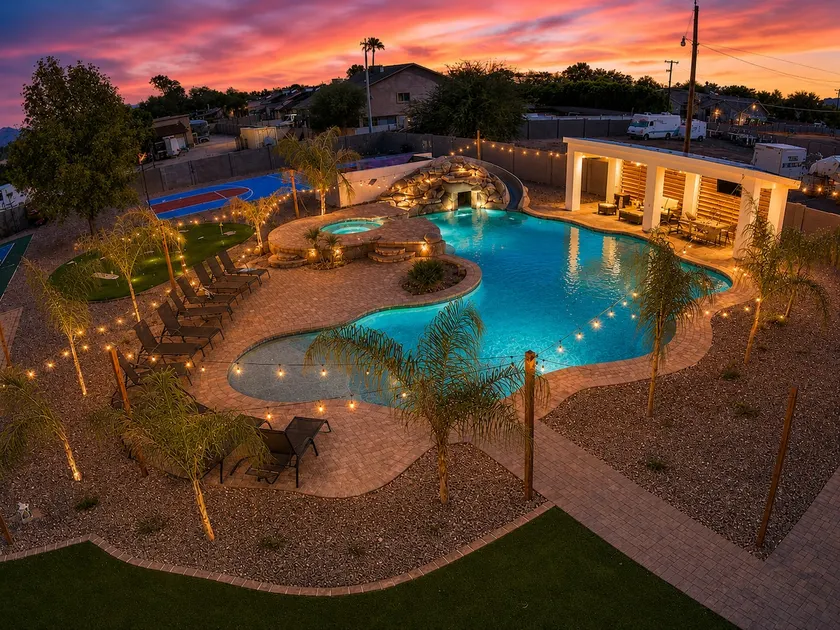 Scottsdalestays 12BR-8BA Estate-500K Pool-Courts. - Image 1