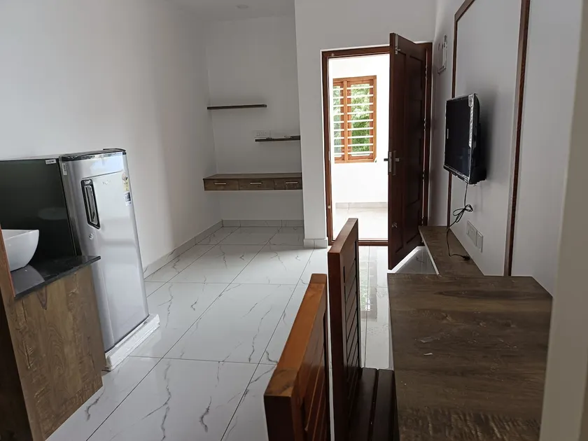One BHK Cozy Family Apartment Kakkanad - Image 1