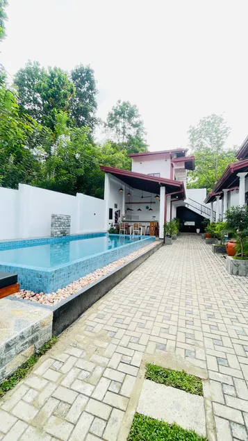 Privacy Villa with Beach Access - Swimming Pool - Image 1