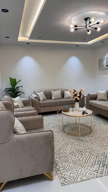 Rose Chalet Unit 3 - Image 1