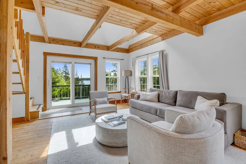 Secluded 2BR with Beach Access! [Carriage House] - Image 1