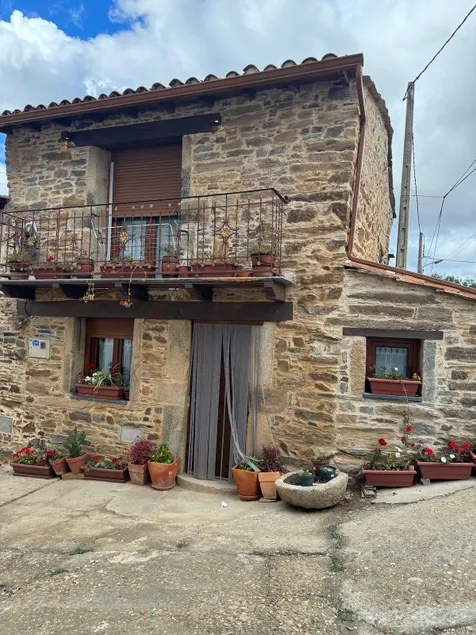 Grandma Mari's house - Image 1