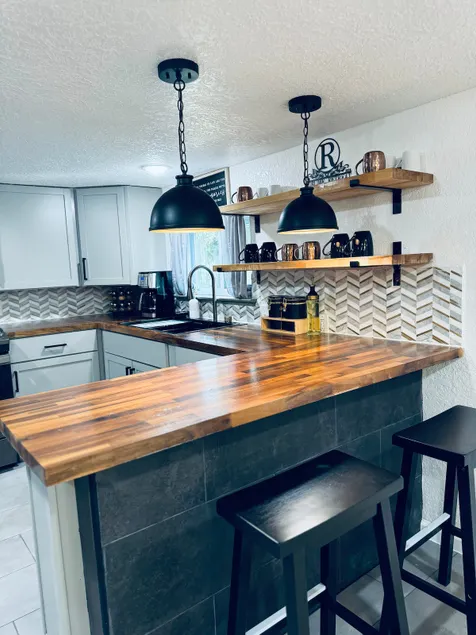 Downtown Retreat-Minutes from shops & restaurants - Image 1