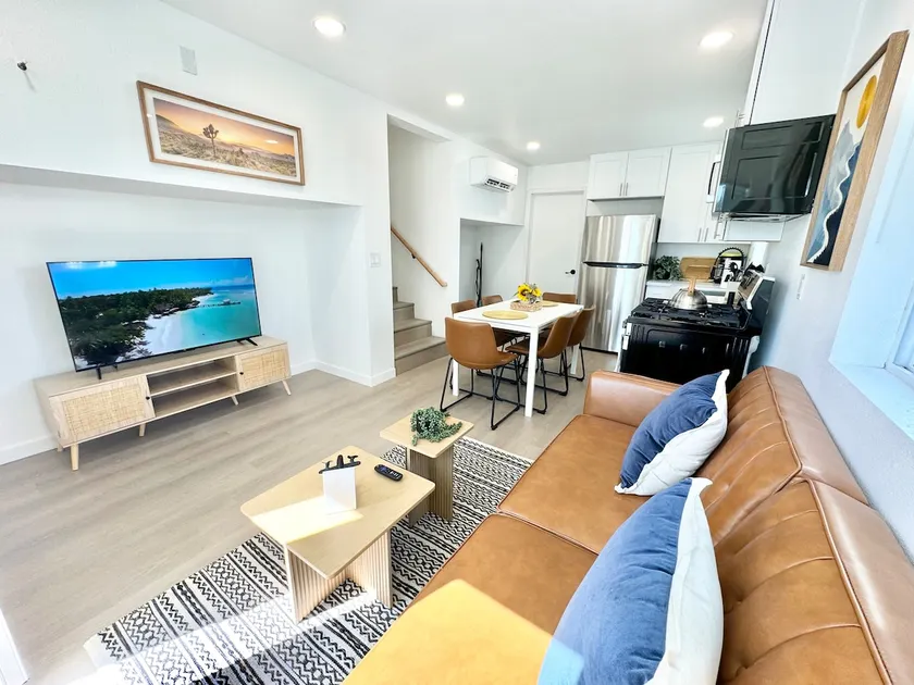 CASA 61 - NEW and Lovely 3beds/2baths in San Diego - Image 1
