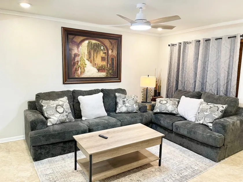 House in Gonzales/ Prairieville - Image 1