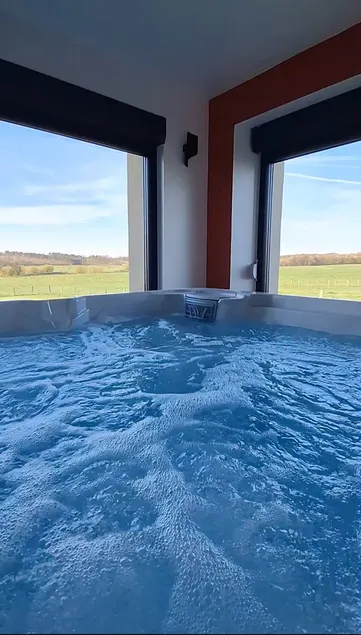 Romantic cottage with spa & sauna – Private for 2 - Image 1