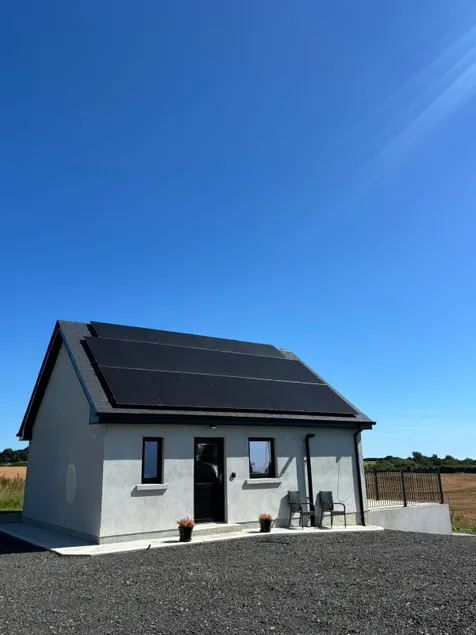 Small House - Image 1