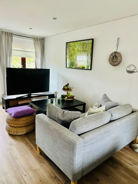 Cozy apartment with outdoor area - Image 1