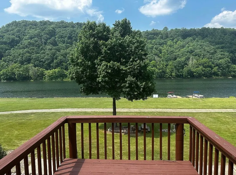 Retreat at Watters Landing: river, fishing - Image 1