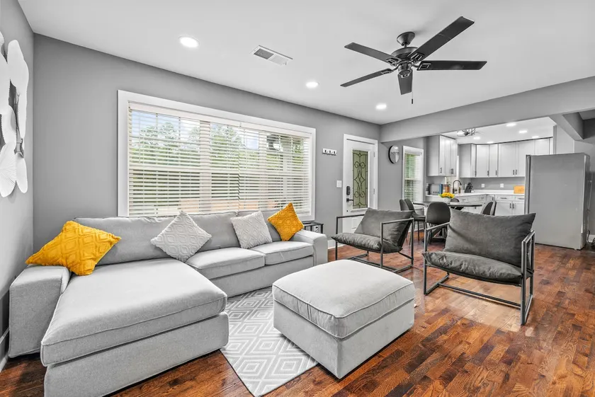 Comfort in the Heart Of Gainesville - Image 1