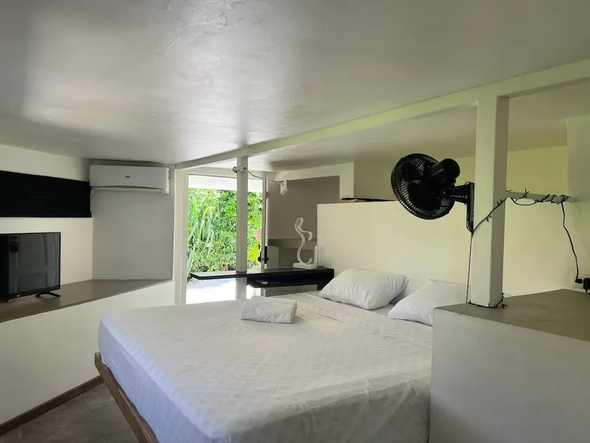 Apartment, terrace and kitchen - Image 1