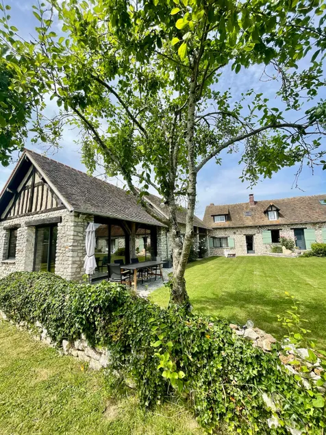 Old house near Paris - Image 1