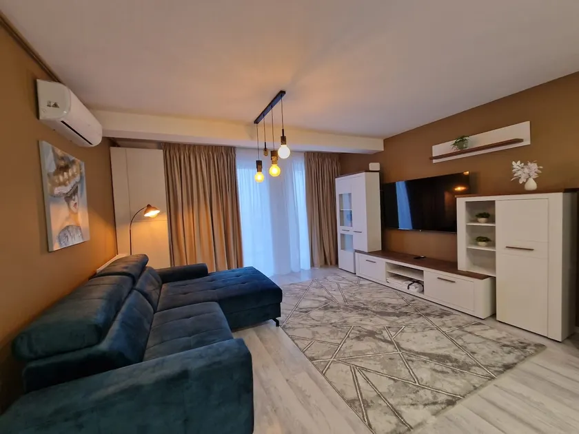Albert Apartment 2 - Image 1