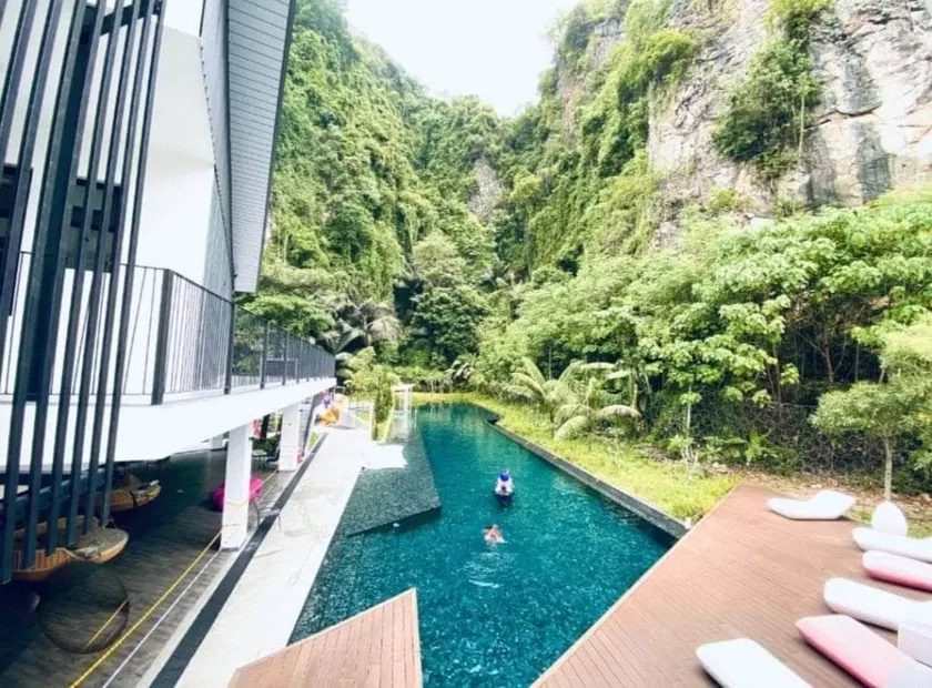 Ipoh GardenThe Cove Hillside suite 2-4pax - Image 1