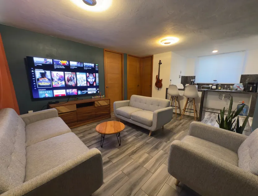 Nice air-conditioned apartment in a central area. - Image 1
