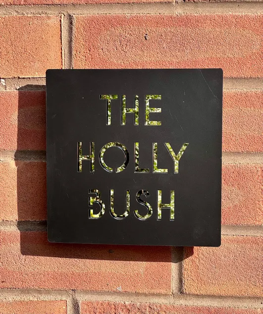 The Holly Bush - Image 1