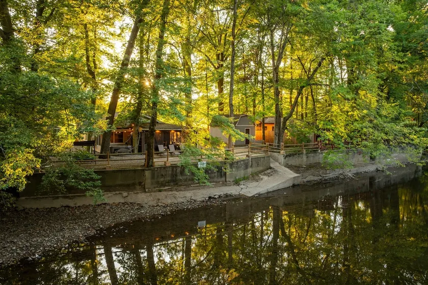 Relaxing Swatara River Front Retreat - Image 1