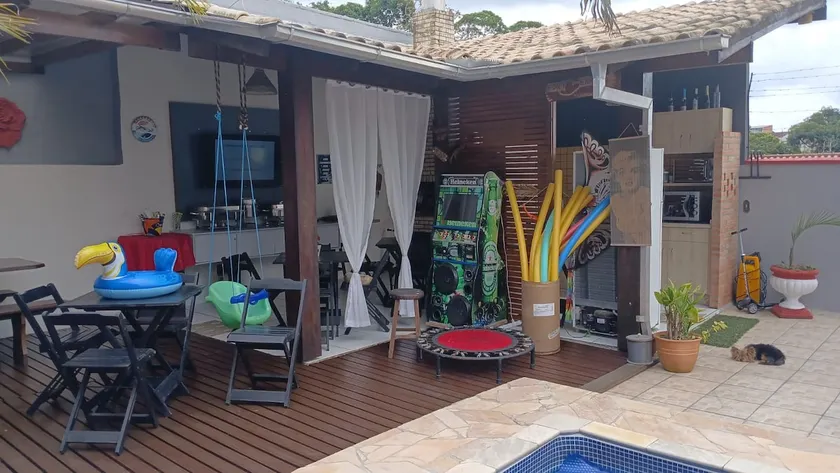 Ocktoberfest Blumenau house. - Image 1