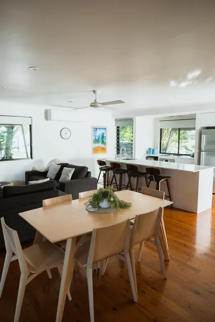 Sleeps 7! 200 meters to beach - A Whole Townhouse - Image 1