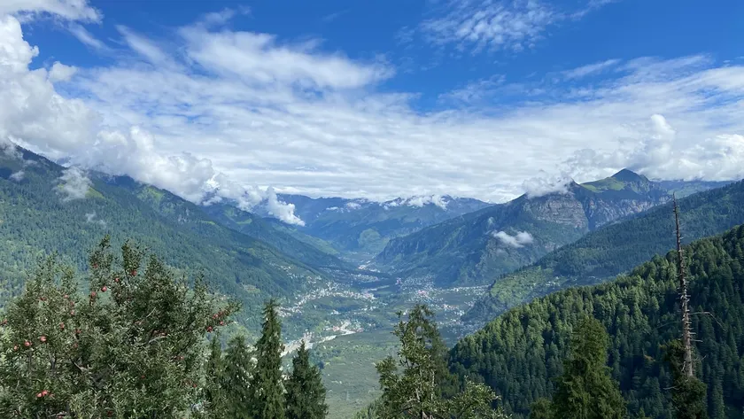 Ofseason Off GlassCabin |ForestTrek•SkyCeilng•WiFi - Image 1