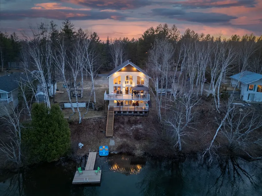 Blue lake villa | Lakeside | Tavata Chalets - Image 1