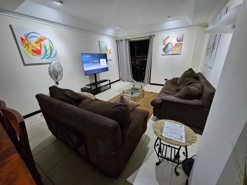 2BR Penthouse #2B W/Pool views - Image 1