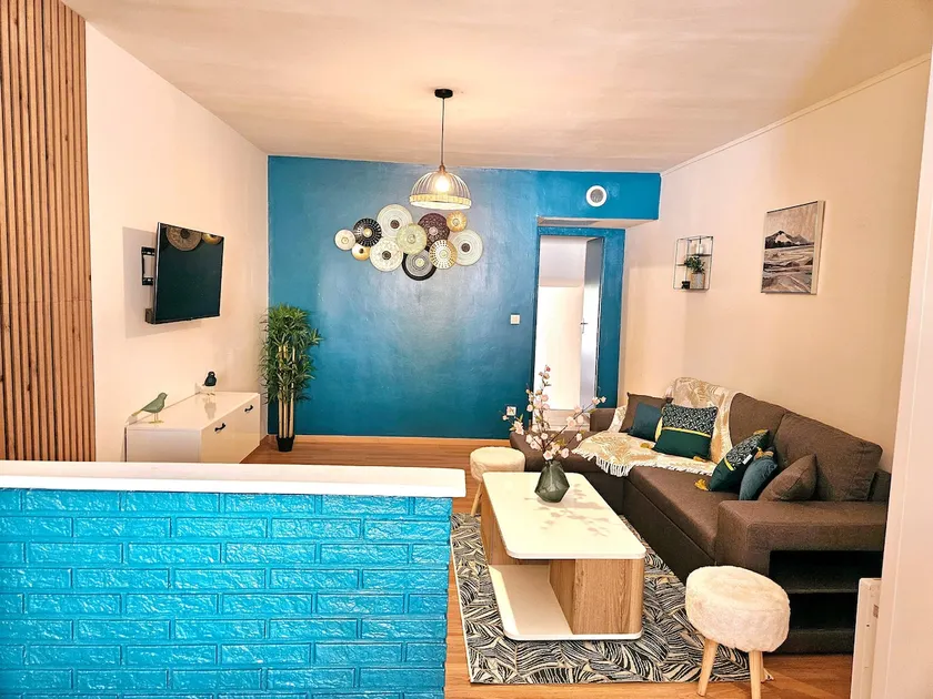 47 m² refurbished on the ground floor - Portes des Ardennes - Image 1