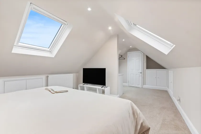 Modern Serenity in Langley Vale - Image 1