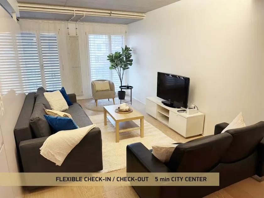 Modern & Central Apartments - Image 1