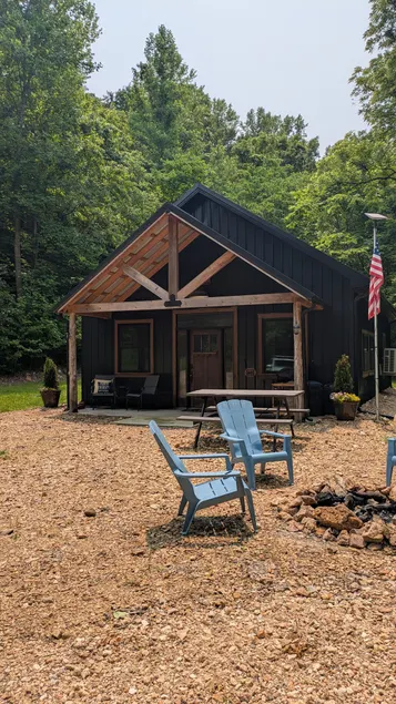 The Cabin at Cool Rock Creek - Image 1