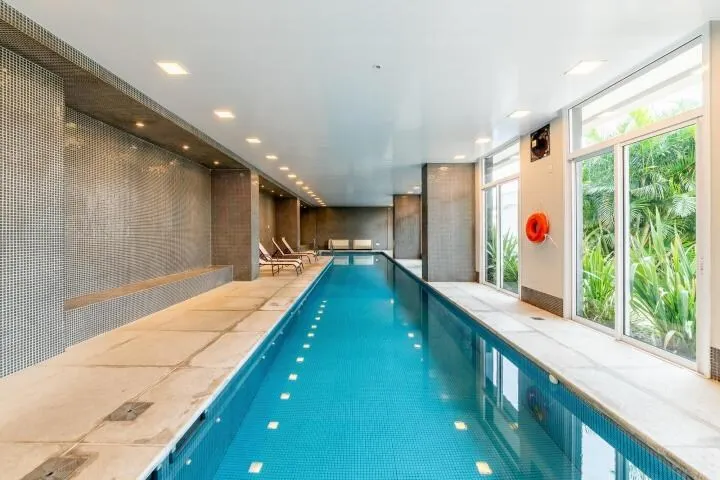 AXIS 607 | Pet Friendly Loft with Heated Pool - Image 1