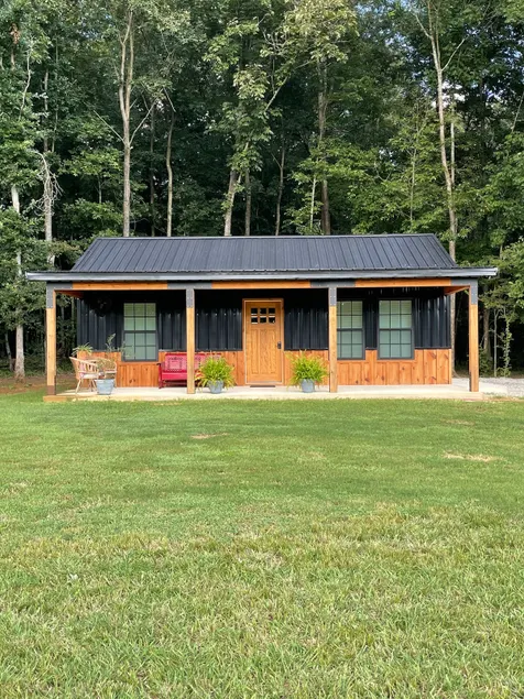 The Cabin in the Oakes - Image 1