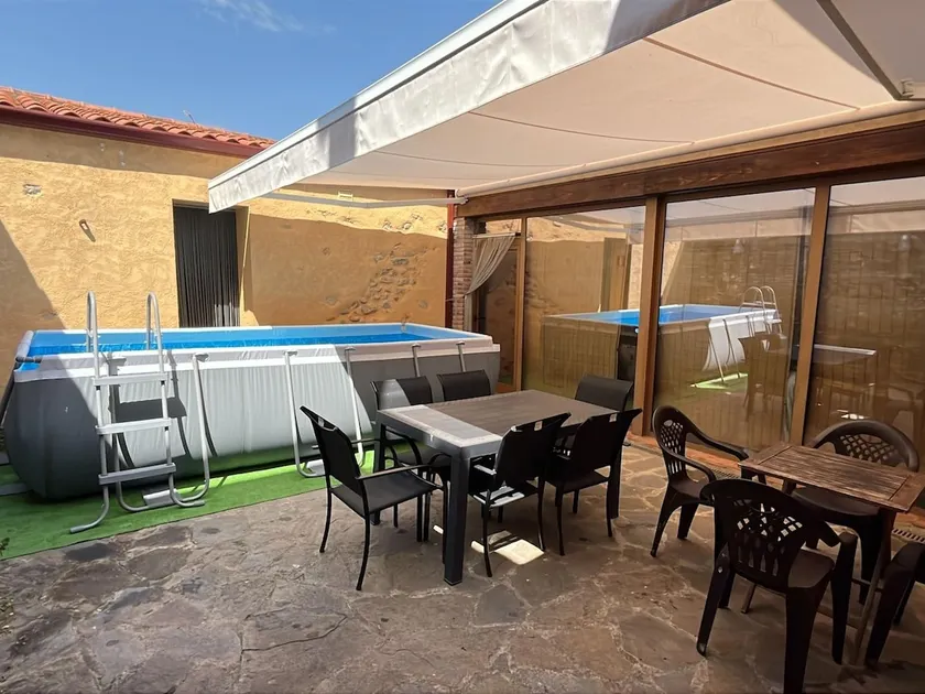 House with pool, ping pong and bbq 15min beach - Image 1