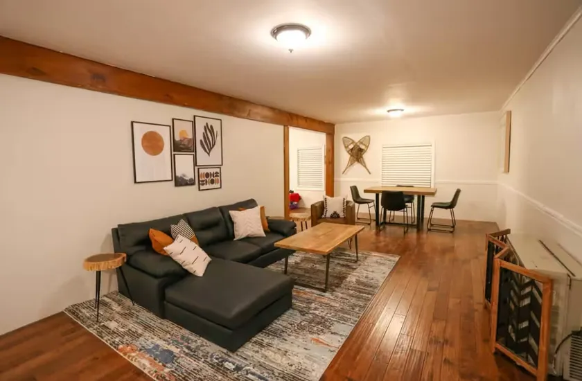 Cozy 1BR Ski Cabin, Pet Friendly - Image 1