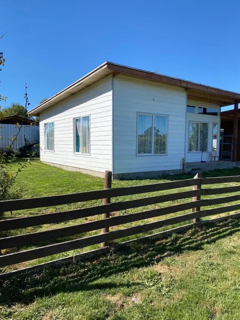 House with warmth to home two - Image 1