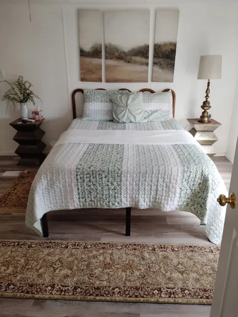First Airbnb in Lorenzo-6 bed - Image 1