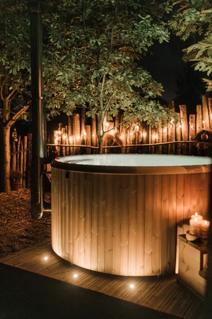 La Cabane de Bali and its large Nordic bath - Image 1