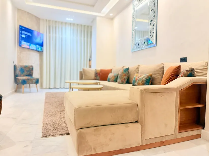 Elegant 2 bedrooms & terrace | families & couples - Image 1