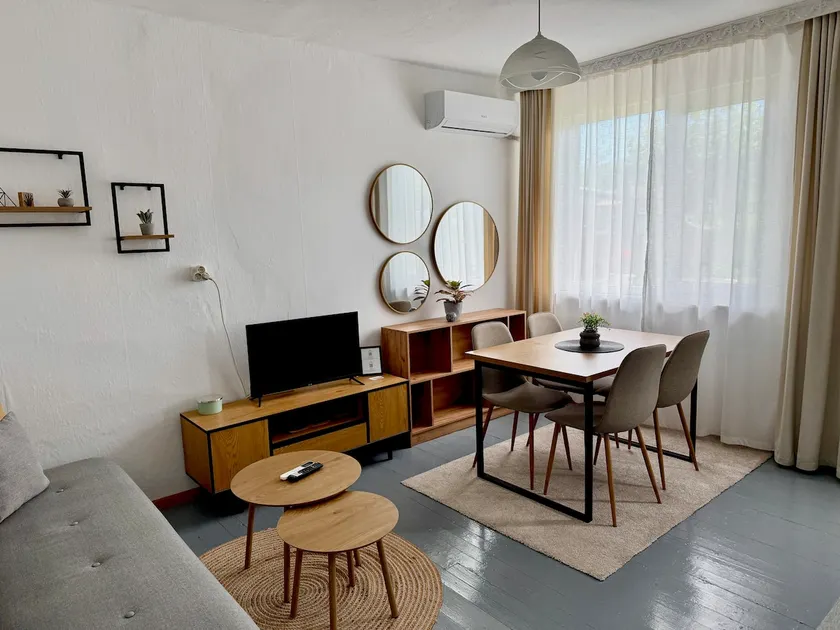 Holiday apartment - Image 1