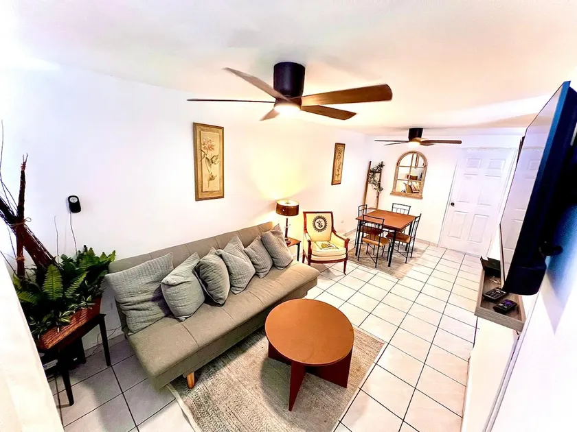 Apodaca Casa Leal (We bill) - Image 1