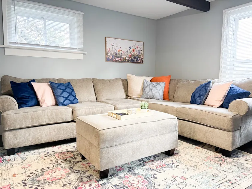 Charming House in the Heart of Downtown Troy! - Image 1