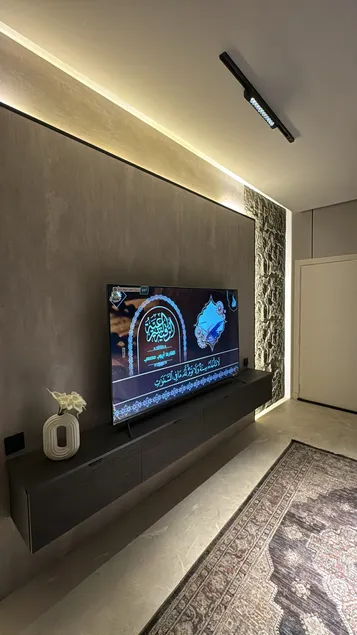 Suite with self check-in and modern design - Image 1