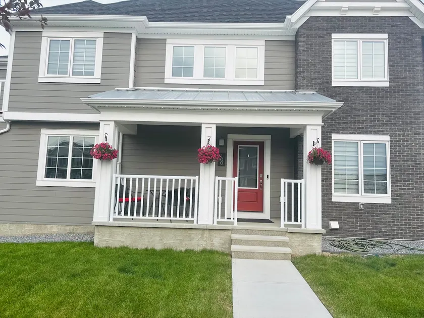 House near Spruce Meadows|Rolling Hills view - Image 1