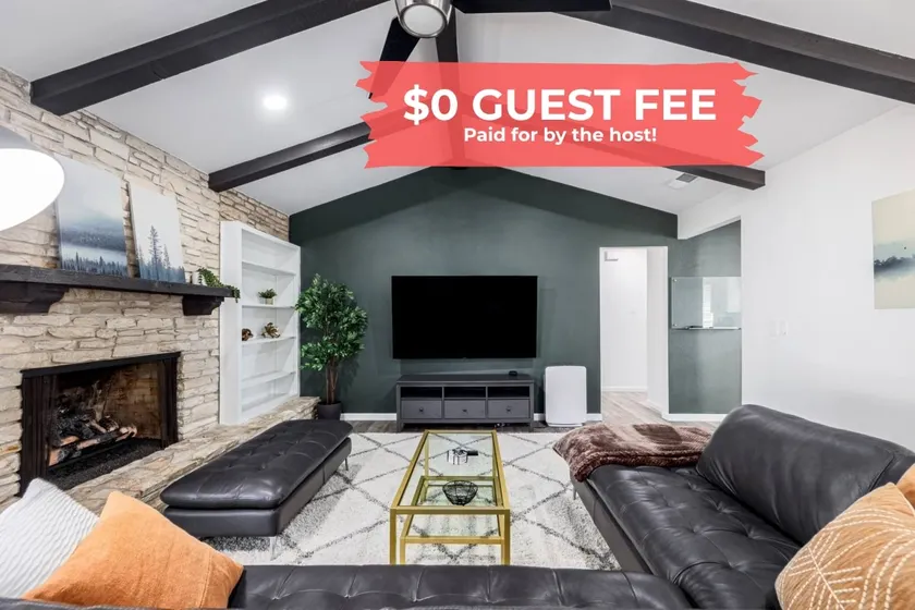 Austin 3BR | Massage Chair + Firepit Retreat - Image 1