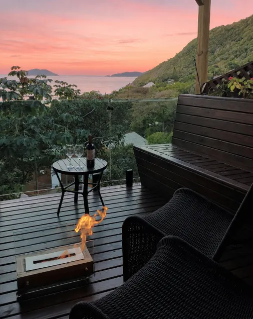 Romantic cabin with sea view, heated spa+fireplace - Image 1